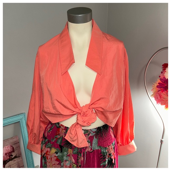 FLAMANT ROSE CORAL TIE FRONT
BALLOON SLEEVES BOHO TOP NWT Sz S fits Sz M - Picture 9 of 13